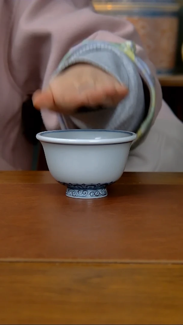 【闪购商品】陶瓷仿明宝相大压手杯（柴窑）