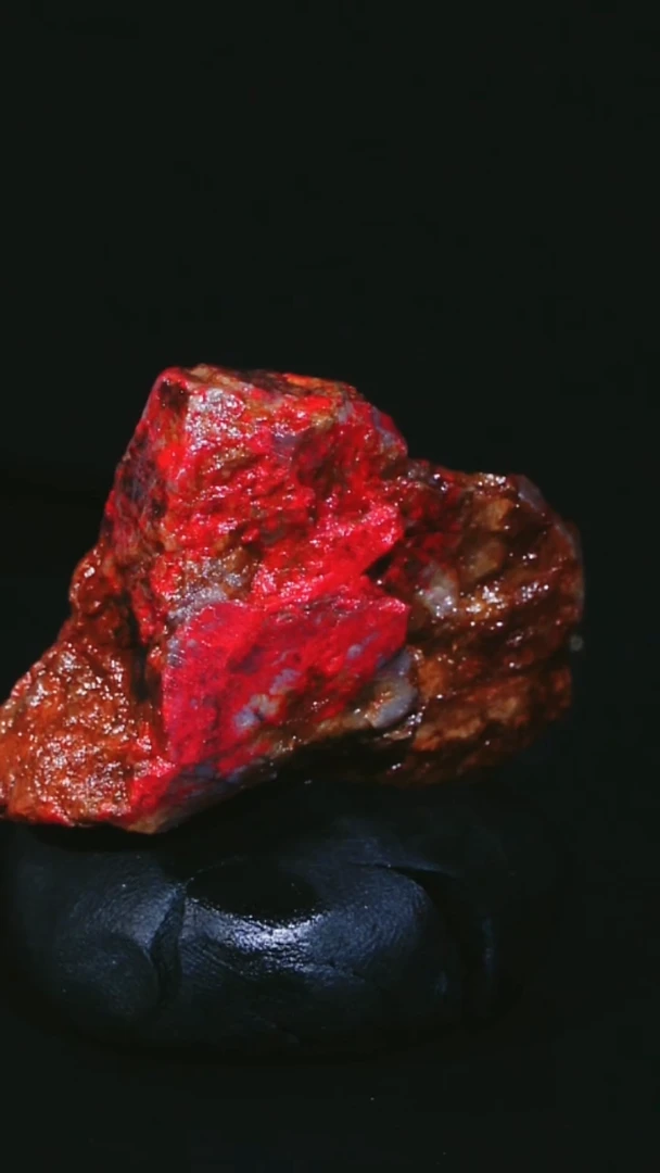 昌化石搏*者昌化鸡血石