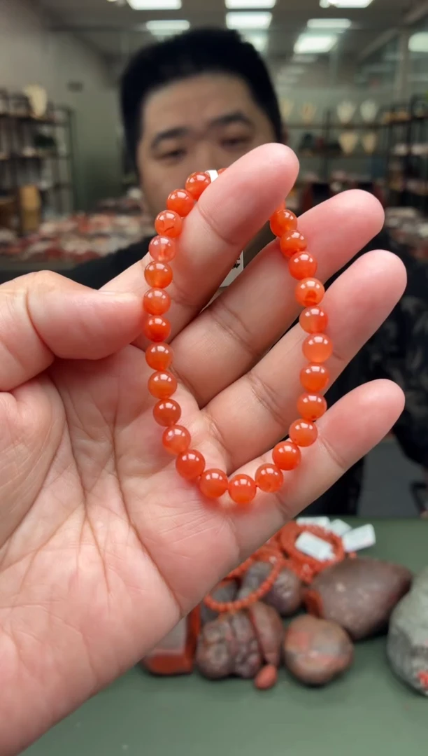 手串未镶嵌南红玛瑙单圈手串一条约6mm+多样性发货