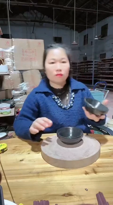 陶c484瑕疵黑色小碗两个