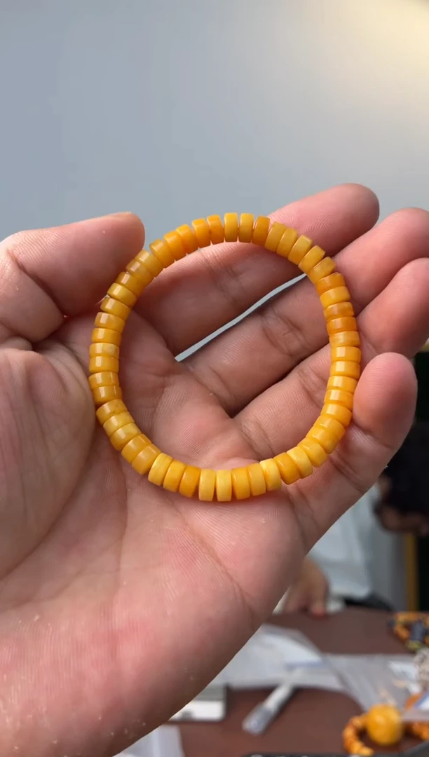 手串蜜蜡未镶嵌噶玛珠宝