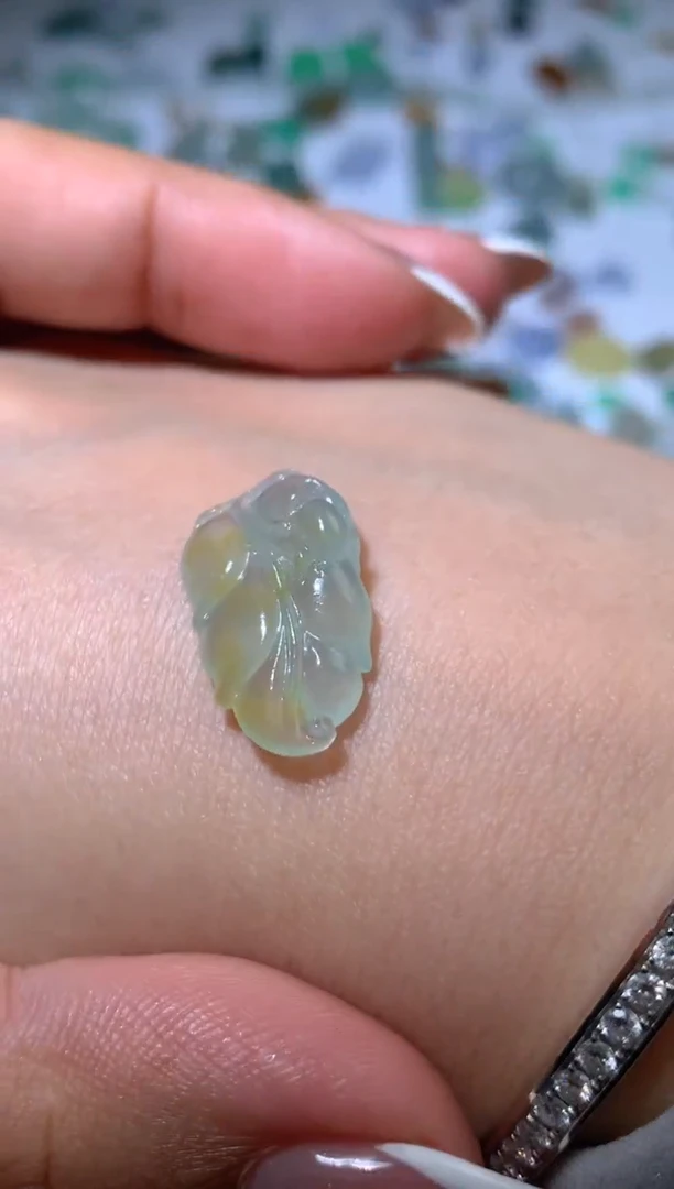 未镶嵌定制翡翠毛货