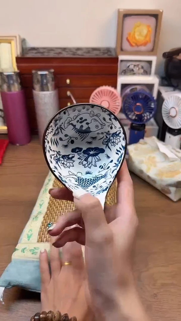 瓷片哈哈哈哈哈哈哈哈81