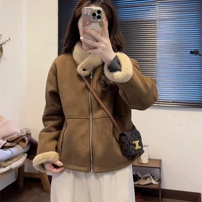 美拉德风撞色皮毛一体短款外套女2025冬季新款高级设计感加厚上衣