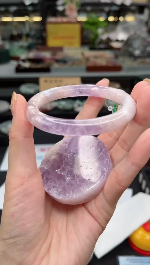 【闪购商品】石英质玉手镯未镶嵌58圈口（赠品镯心）2S97832