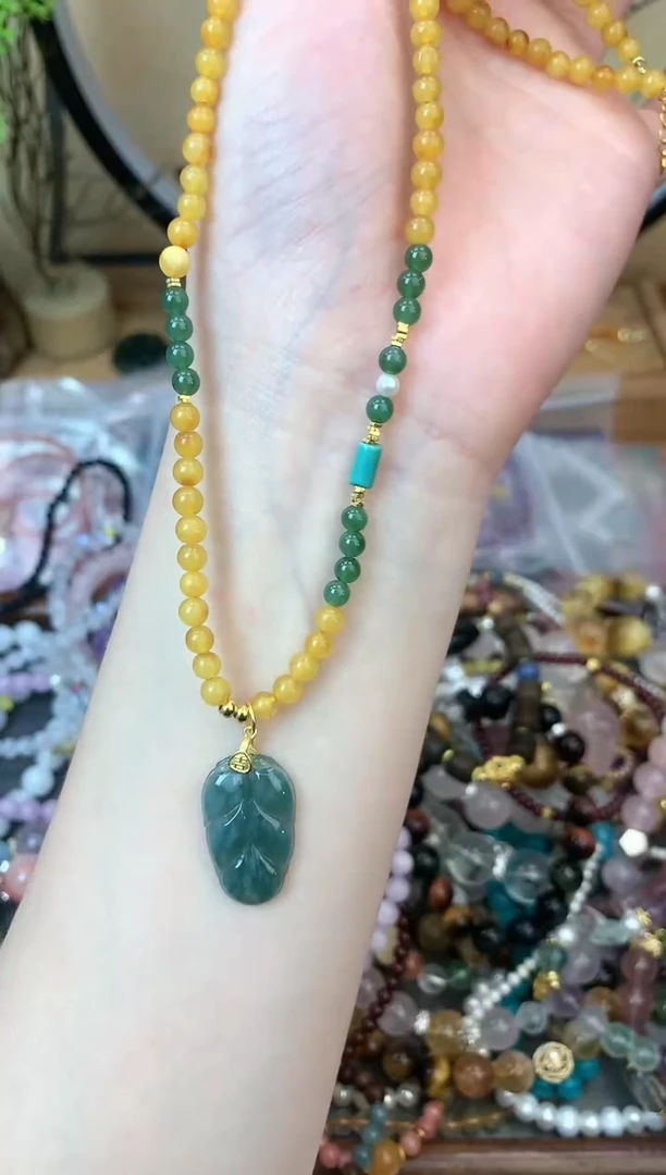 【闪购商品】蜜蜡颈饰银S925镶嵌357手串