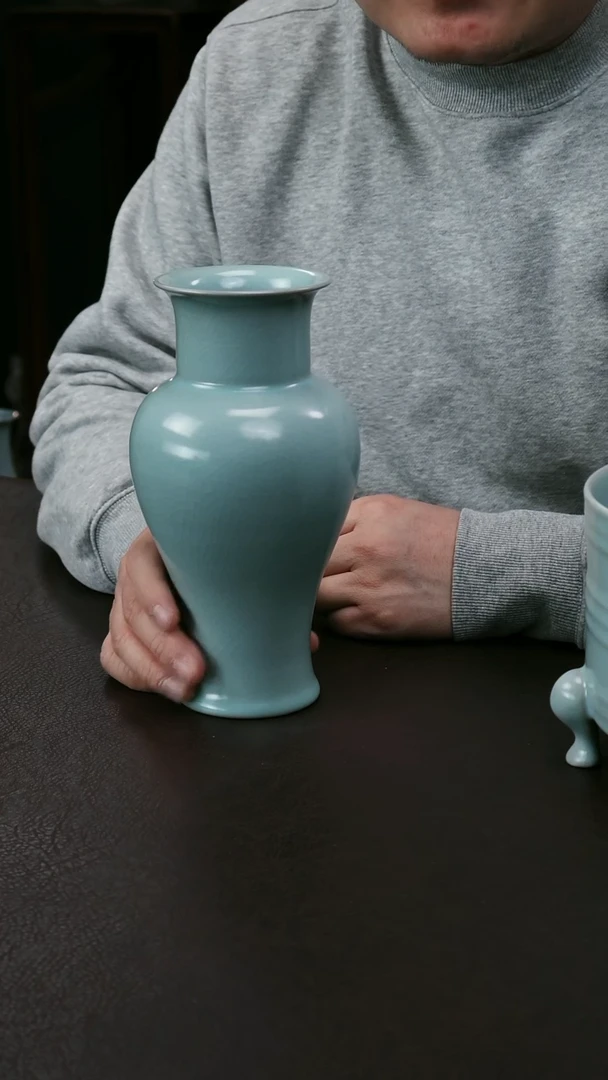 其他汝官窑观音瓶21