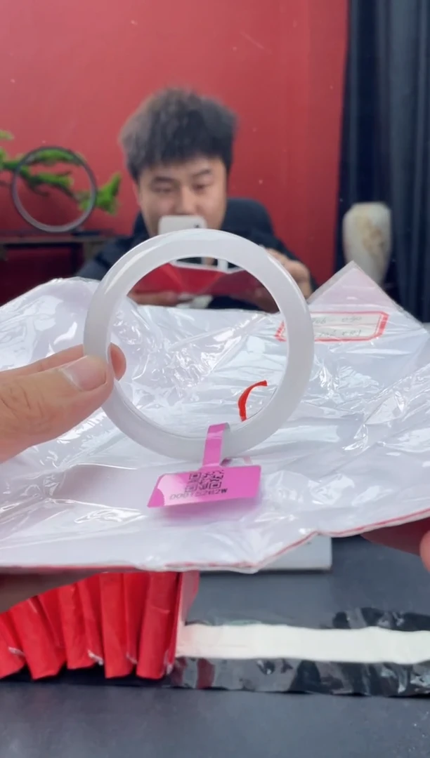 未镶嵌手镯翡翠8
