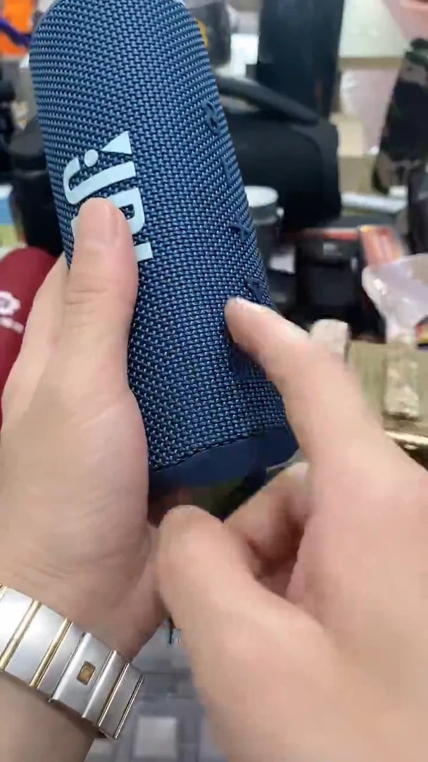 瓷片闪购商品 如图所示