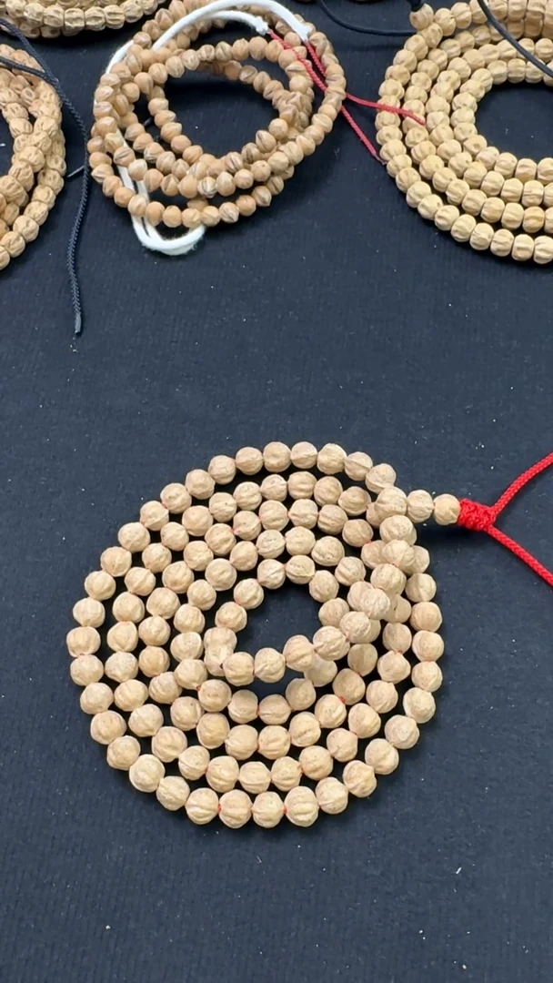 吊坠柏香籽/百香籽莲帝