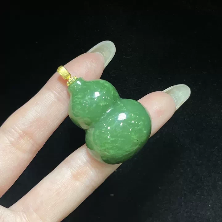 和田玉吊坠和田玉吊坠