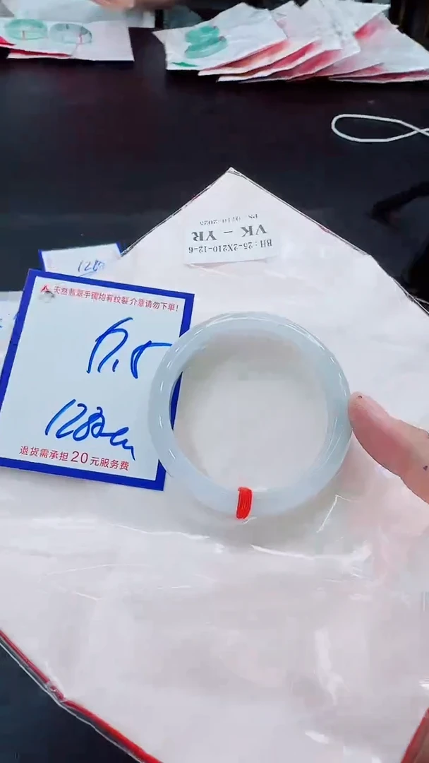 翡翠手镯未镶嵌11111111
