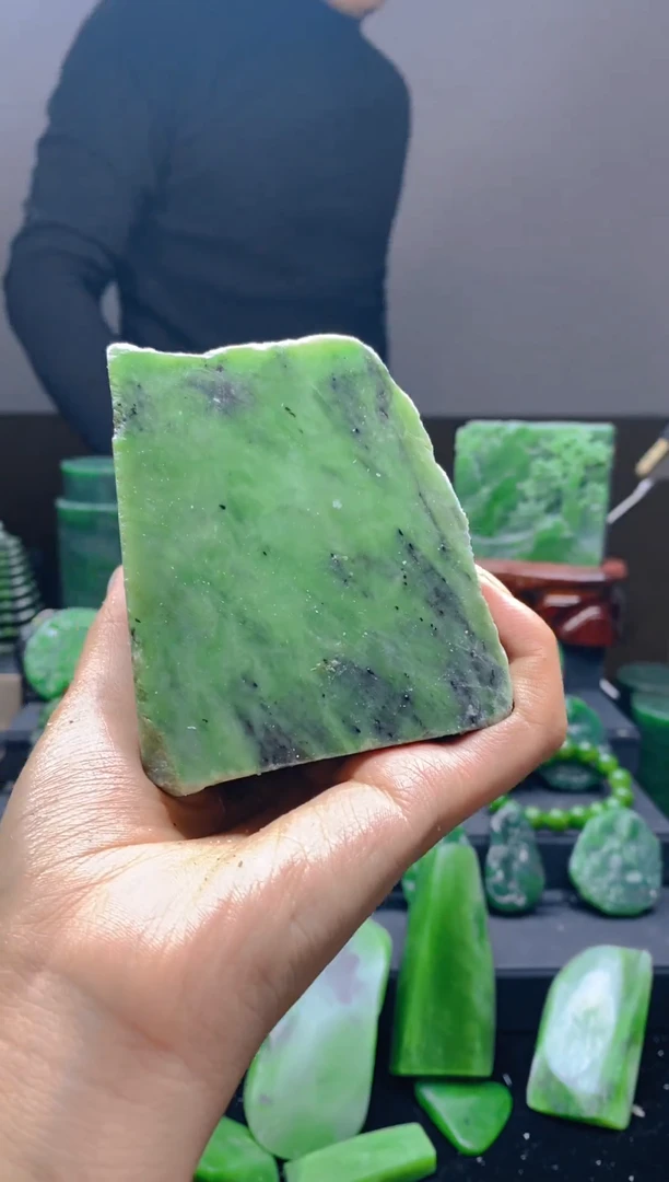 未镶嵌和田玉珠宝半成品1