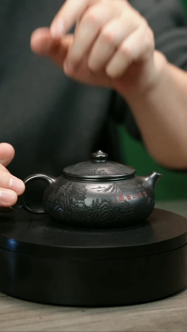 茶壶紫砂꧁*꧂H1823李传荣石黄刻绘寒江