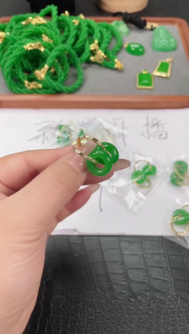 未镶嵌翡翠耳饰高货圆环耳环