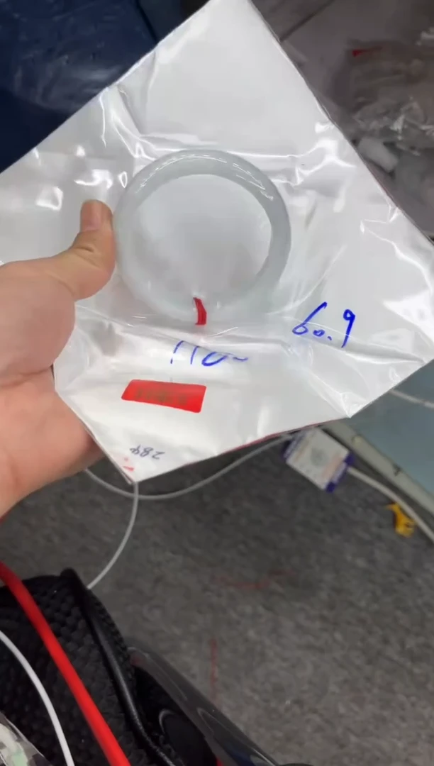 未镶嵌手镯翡翠翡翠手镯