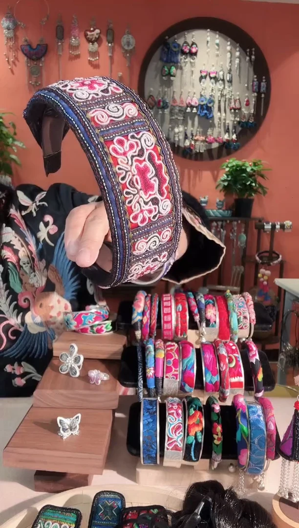 织绣独***信非遗手工苗绣刺绣好物888