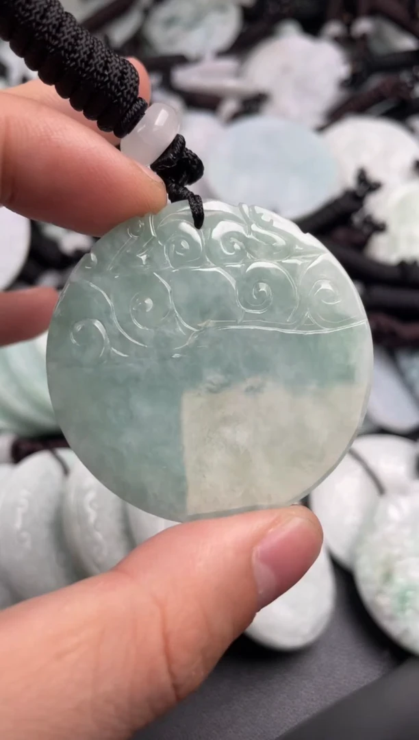 【闪购商品】翡翠吊坠(不含链)未镶嵌1