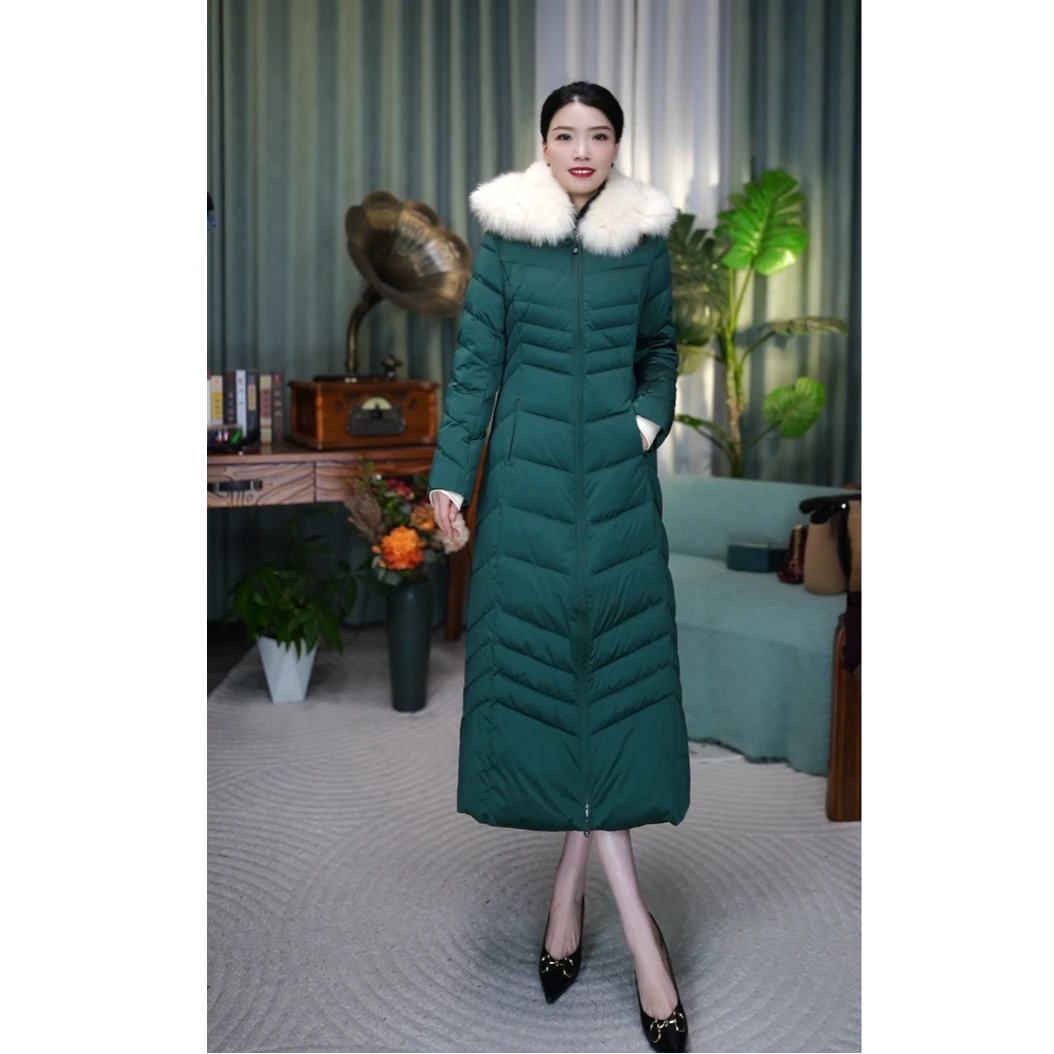 【小贝总粉丝专享价】SUSSI/古色立领毛边可拆帽前襟拉链长羽绒服