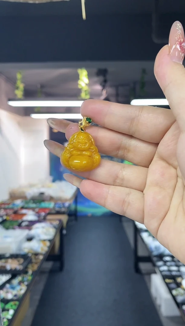 颈饰未镶嵌翡翠多样性发其一颜色微差