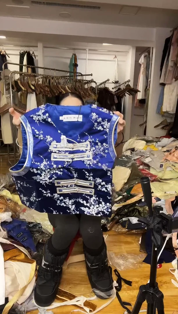 马甲       L码        105-115斤