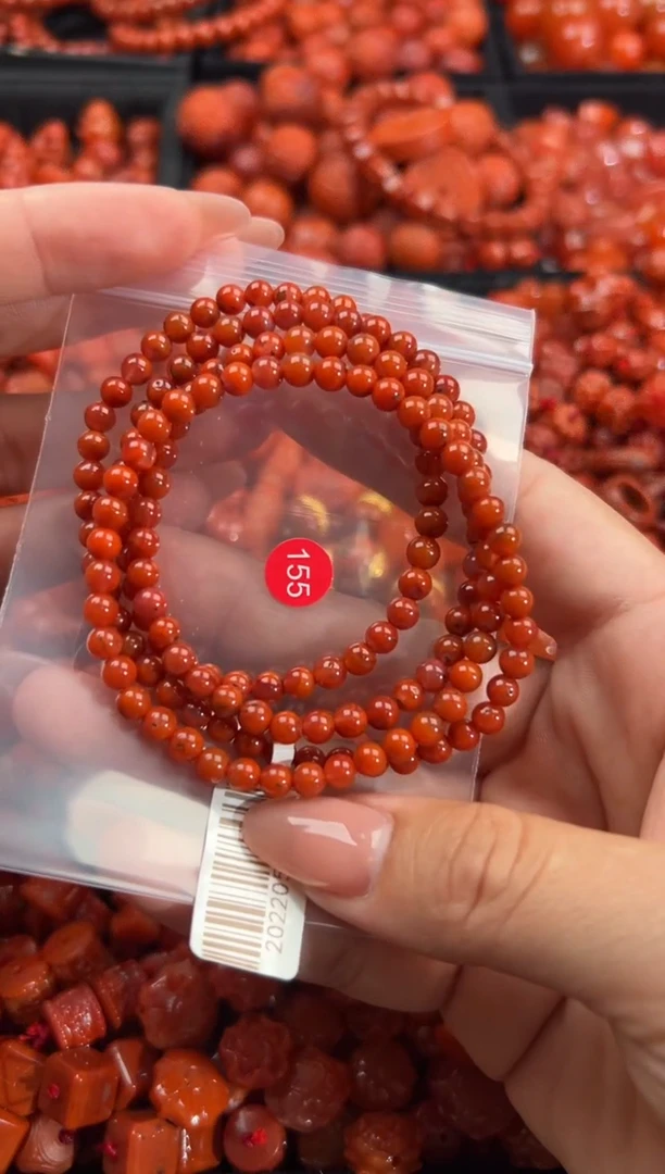 南红玛瑙未镶嵌颈饰1