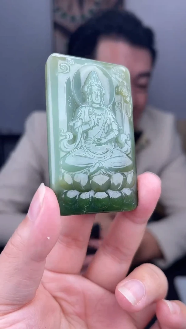 颈饰未镶嵌和田玉观音牌多样性发其一
