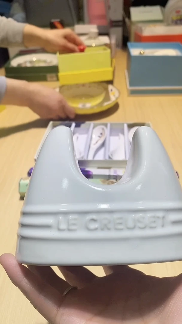 【闪购商品】瓷片锅碗瓢盆一件不剩