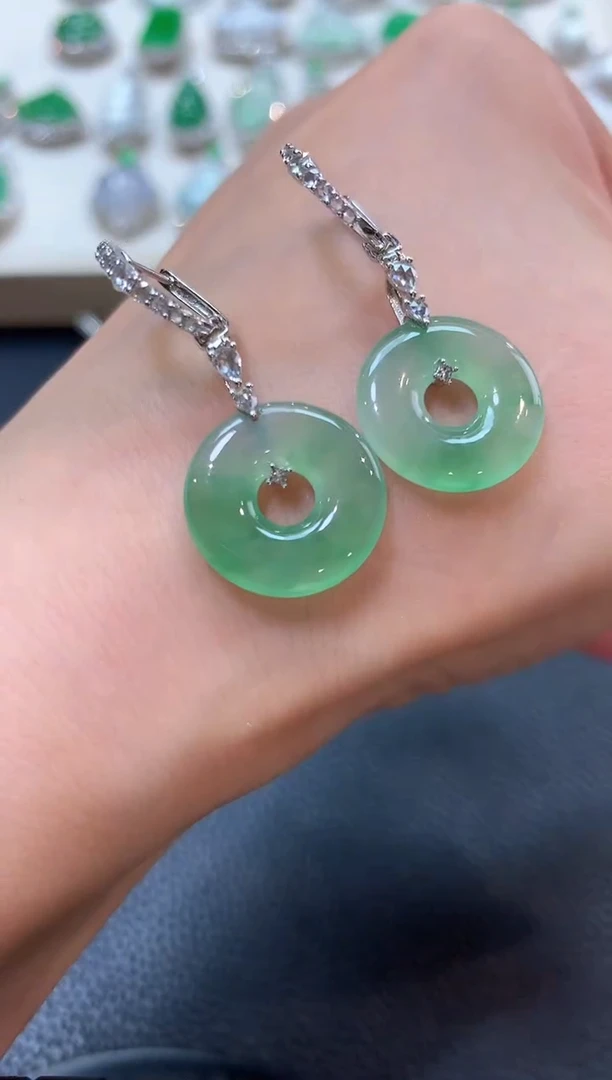 翡翠18K金镶嵌耳饰n18
