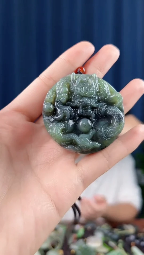 未镶嵌和田玉挂件拍一发一，多样性发货