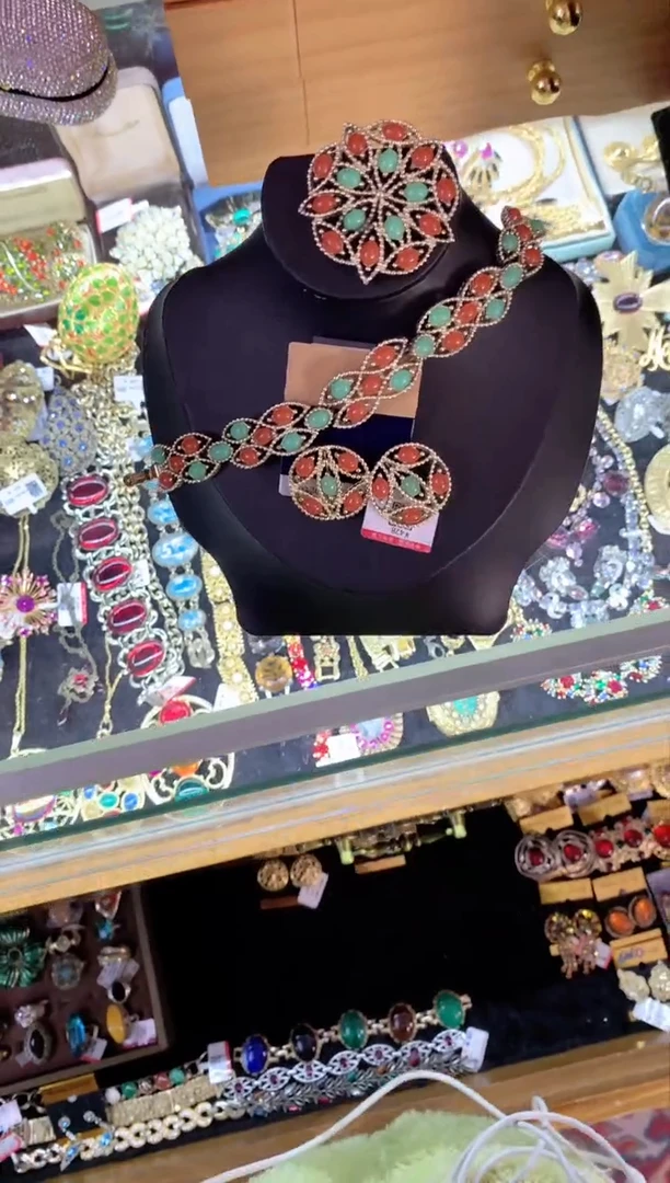 【闪购商品】瓷片楚楚中古珠宝甄选不退换