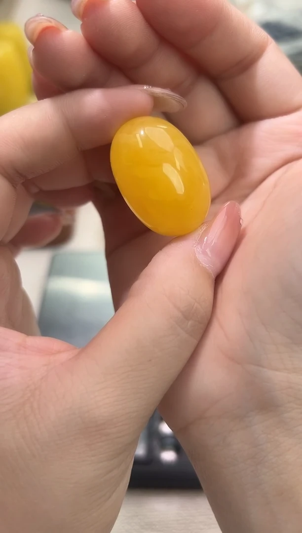 裸石琥珀未镶嵌琥珀蜜蜡吊坠