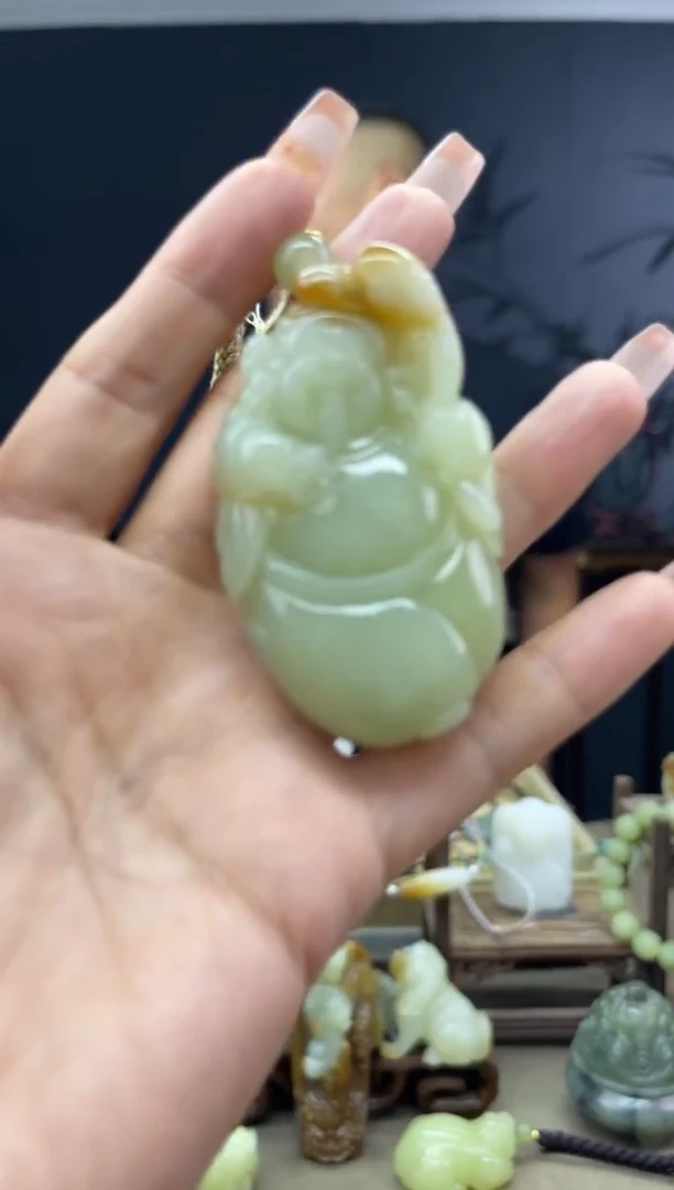 颈饰未镶嵌和田玉1