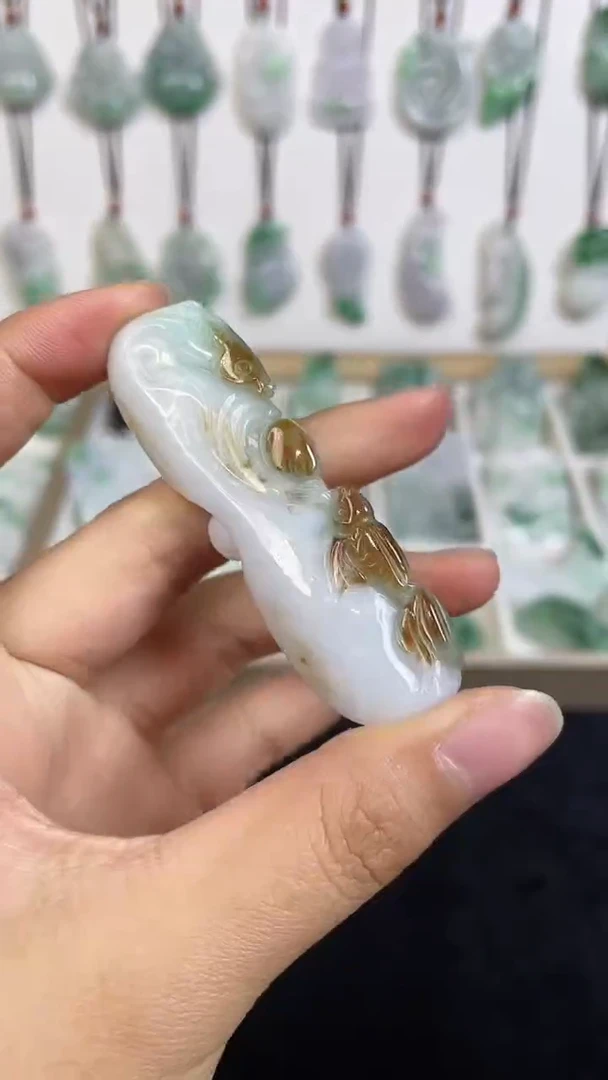 颈饰未镶嵌翡翠1