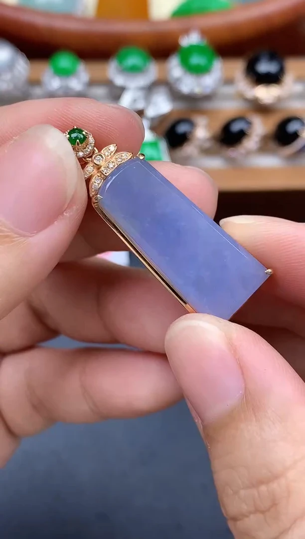 颈饰18K金镶嵌翡翠376-中国好珍宝