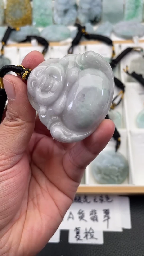 颈饰未镶嵌翡翠天然缅甸翡翠A货15