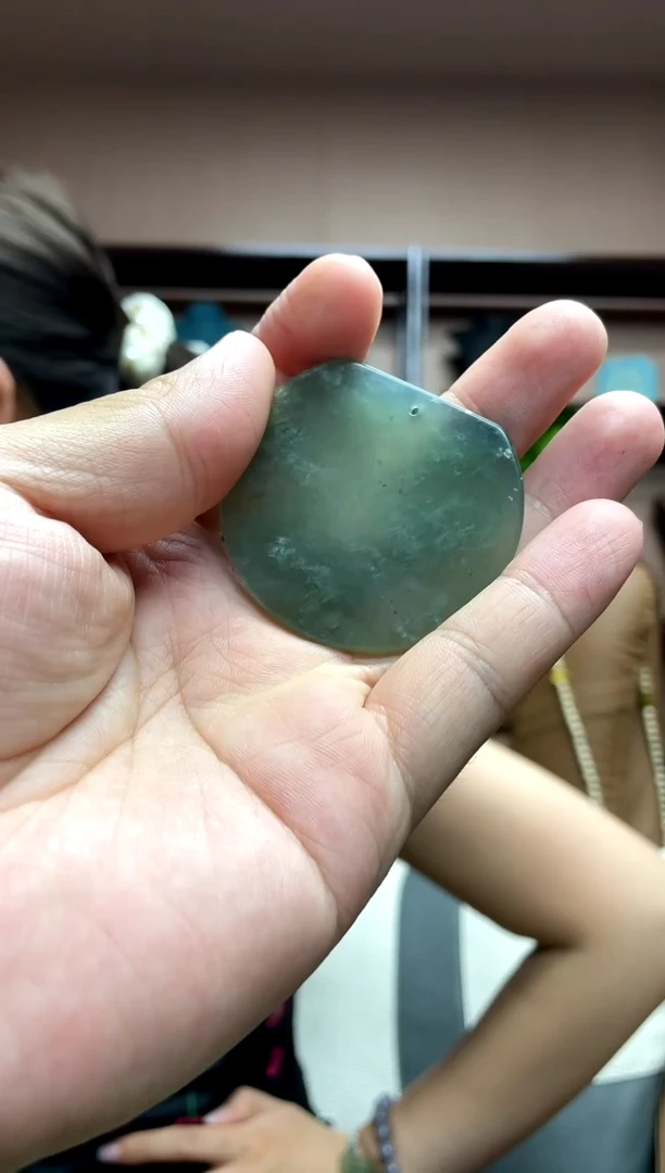 岫玉未镶嵌吊坠松*白·