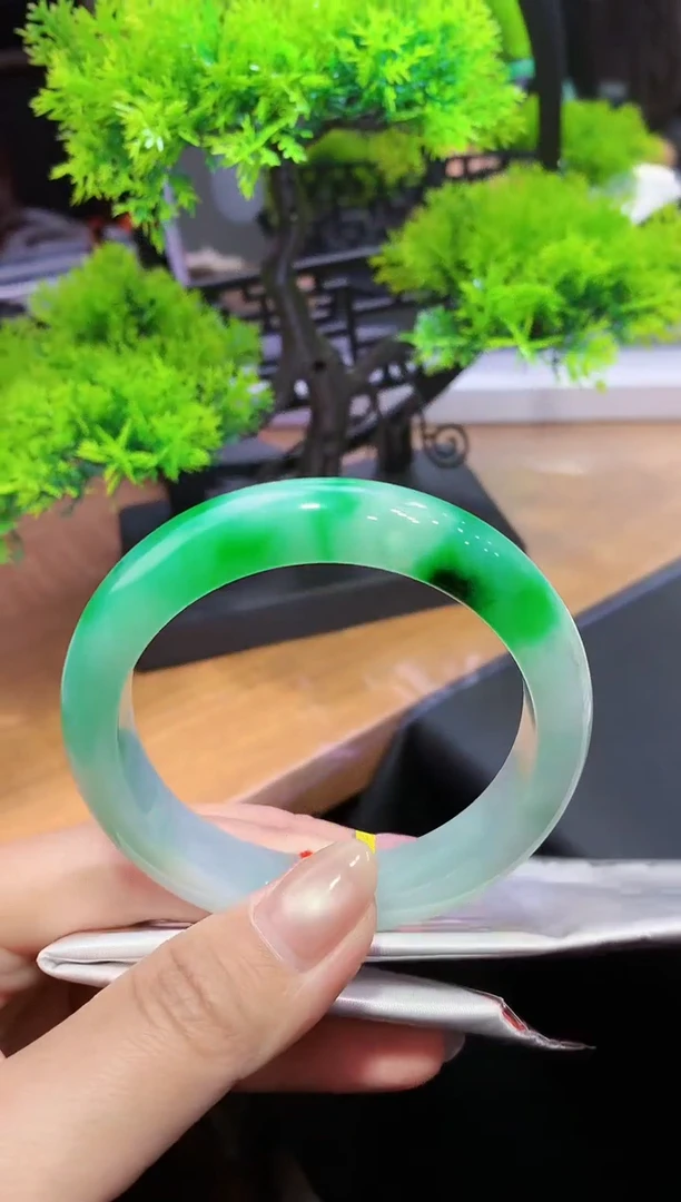 未镶嵌手镯翡翠-k465 天然缅甸A货翡翠58正圈总价11万定金2万