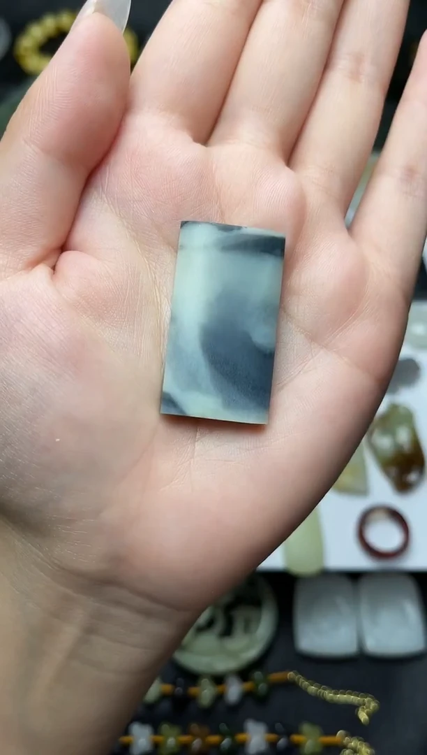 颈饰未镶嵌和田玉无事牌