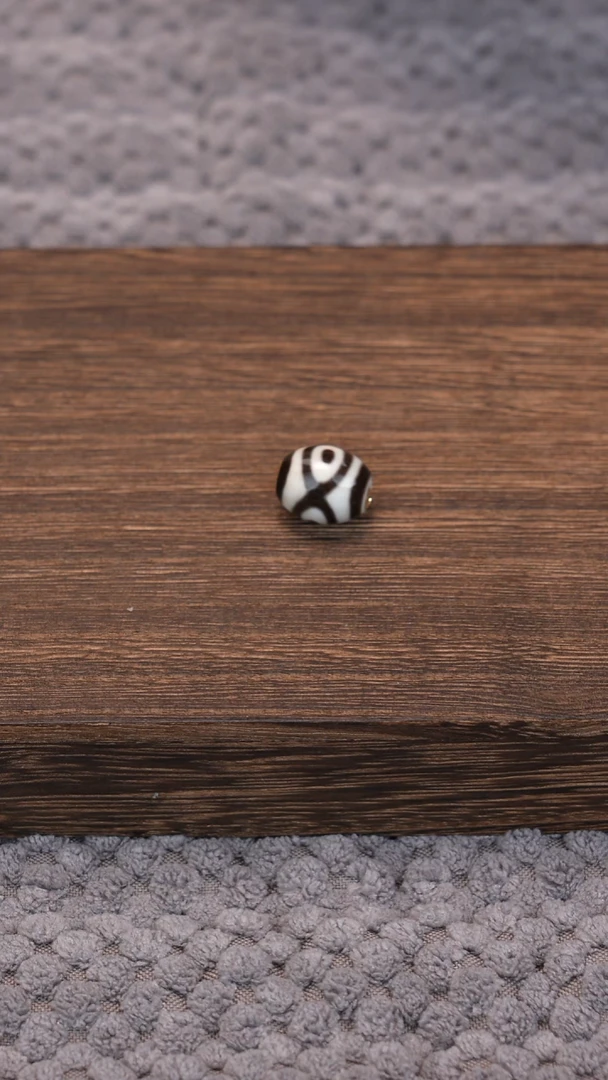 吊坠猴头核桃11111