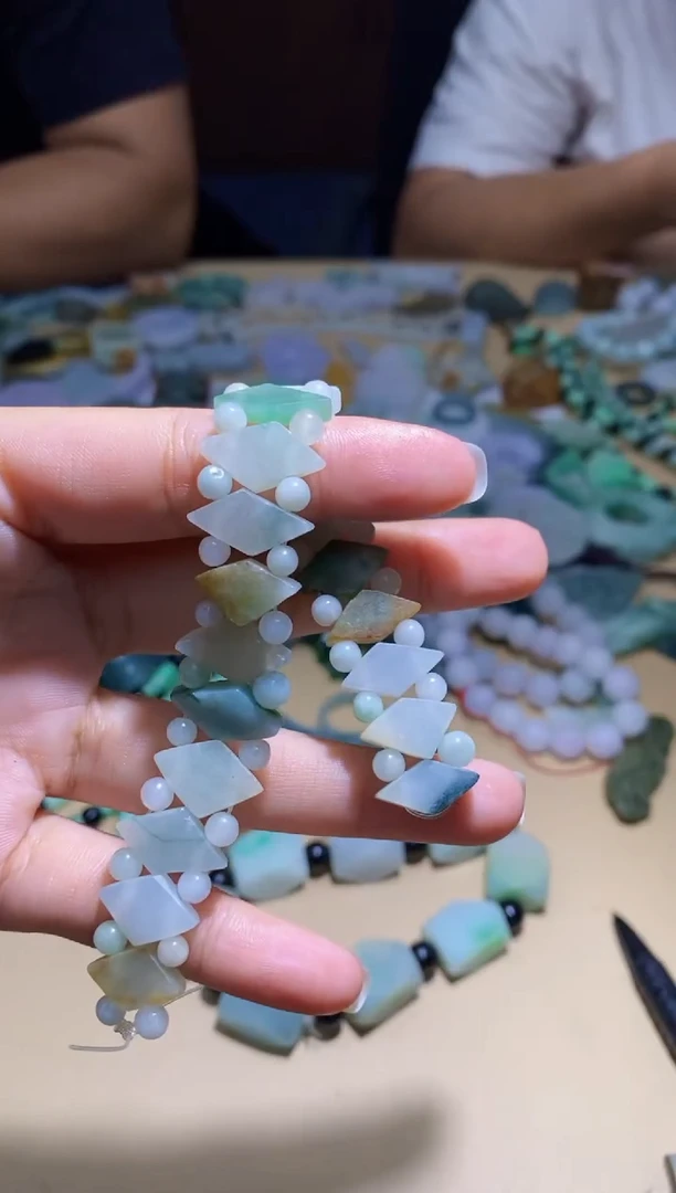 未镶嵌定制翡翠挂件