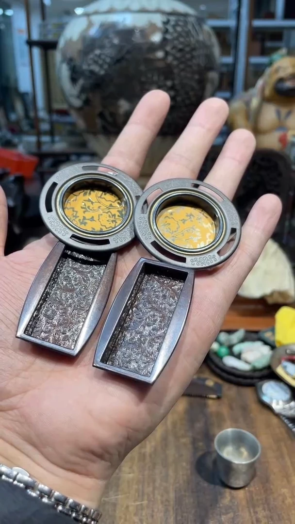 日瓷有九谷深川古瓷等等