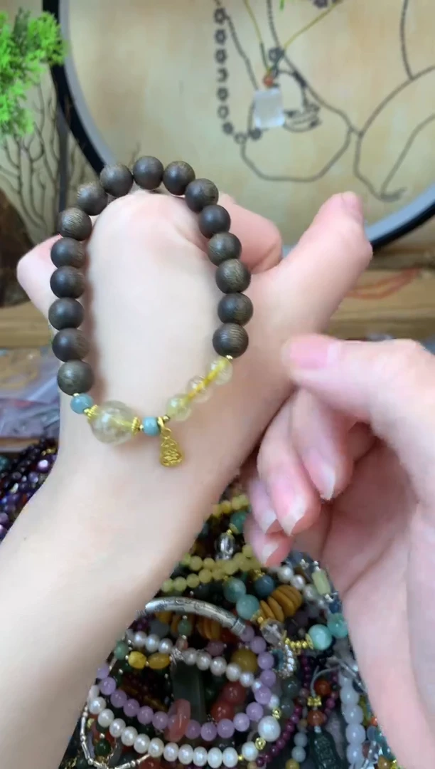 【闪购商品】檀香木手串未镶嵌375