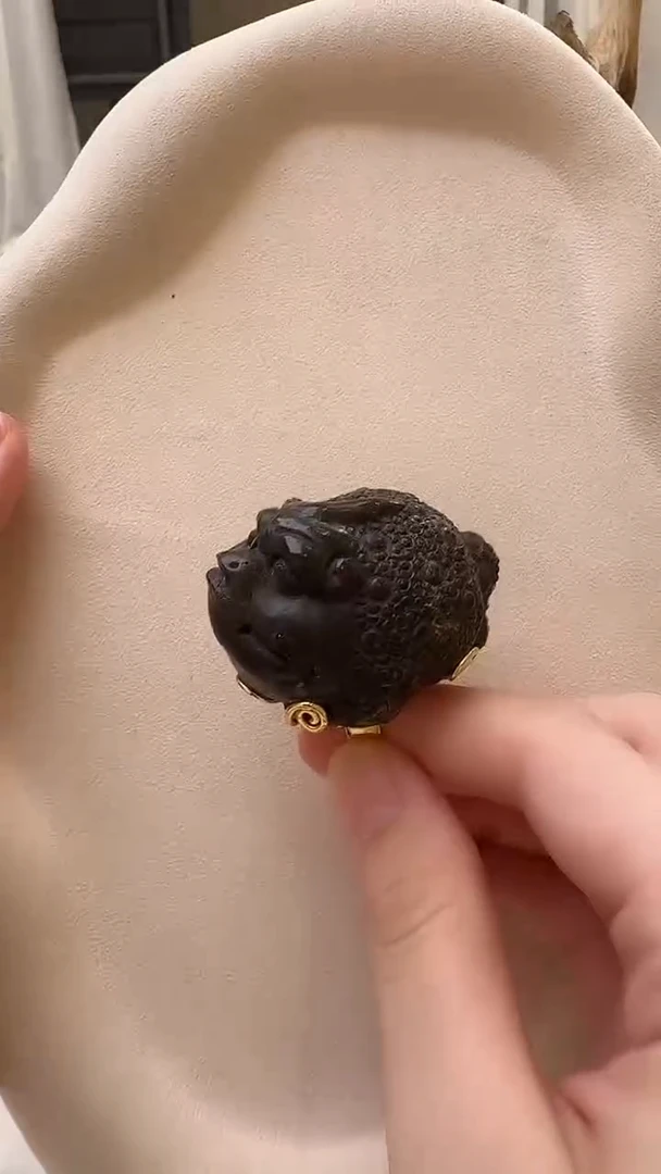 未镶嵌琥珀戒指戒指