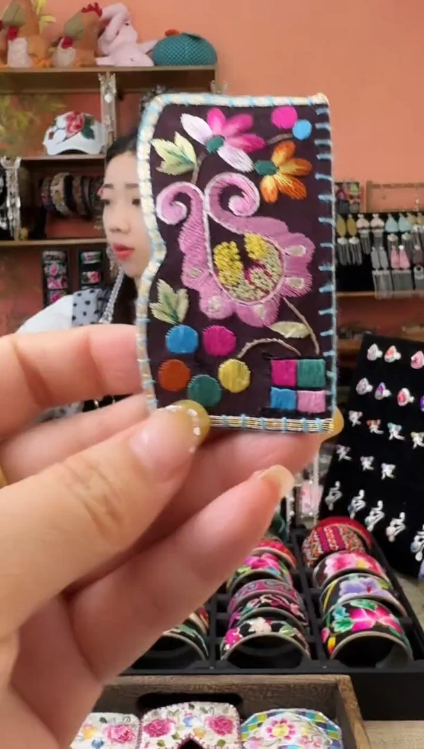 织绣艺枝独绣老绣饰品8