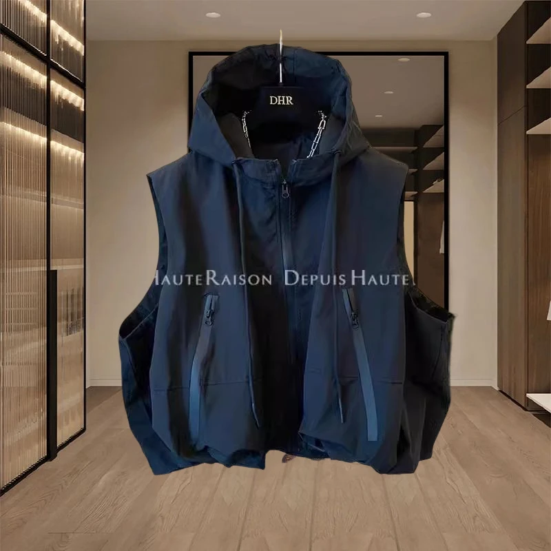 黑色高级感休闲马甲女205春秋季新款洋气宽松连帽冲锋衣马夹背心