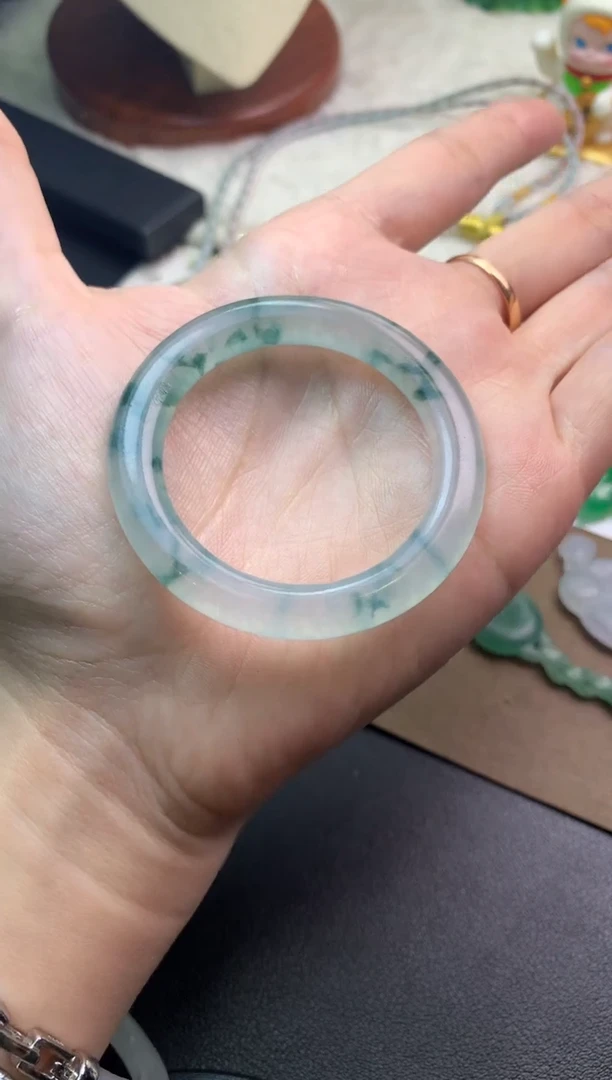 未镶嵌定制翡翠毛货