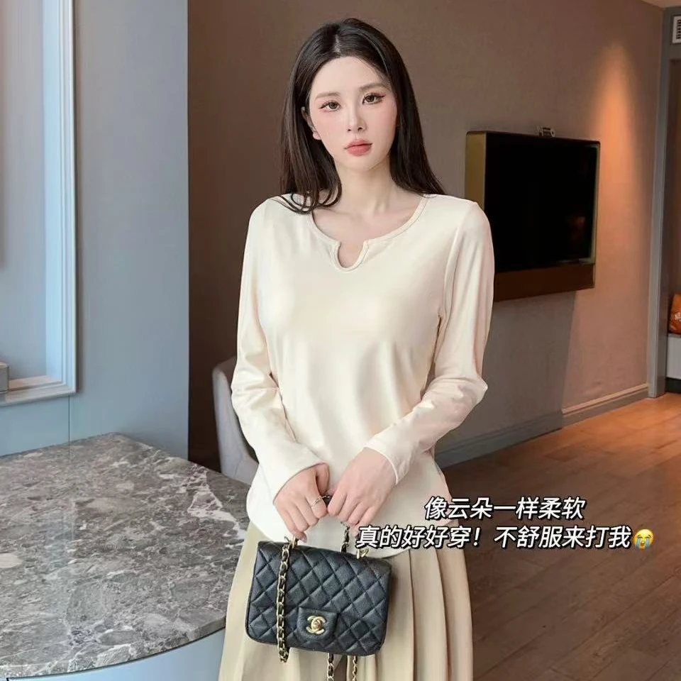 软糯亲肤！现货！柔软+亲肤感长袖带胸垫u领打底T恤ZJ008