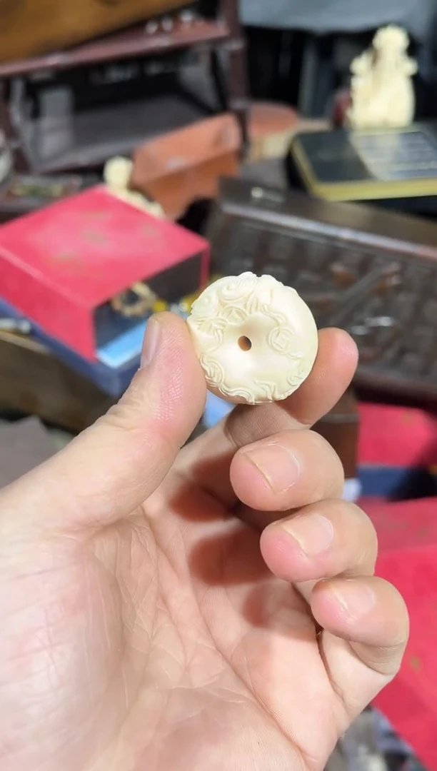 【闪购商品】滴血莲花菩提吊坠1