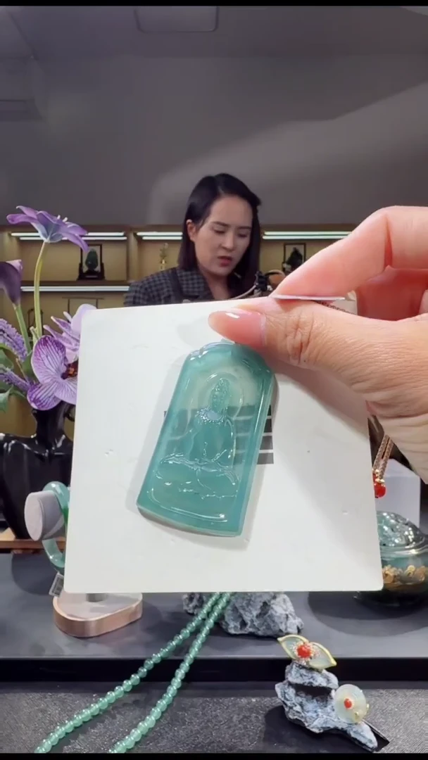 吊坠(不含链)未镶嵌翡翠观音